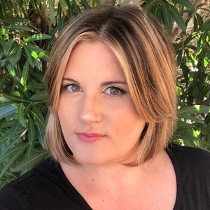 Meet your Posher, Catherine